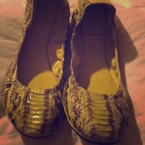 Mini travel ballet flat leather